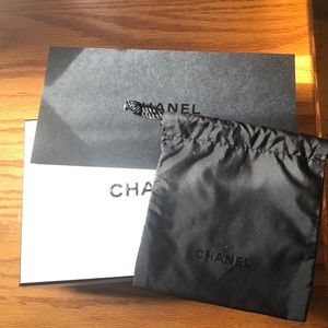 Chanel box, envelope and small dust bag!